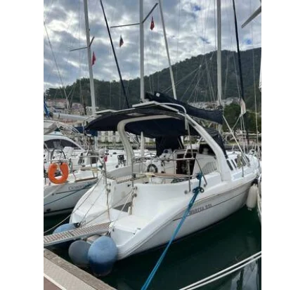 Used Sailboat Hunter 310