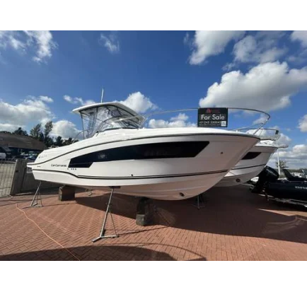 Used Motorboat Jeanneau Cap Camarat 9.0 WA S2