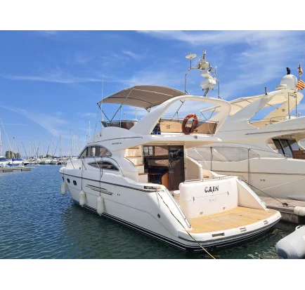 Used Motorboat Princess 45 Flybridge