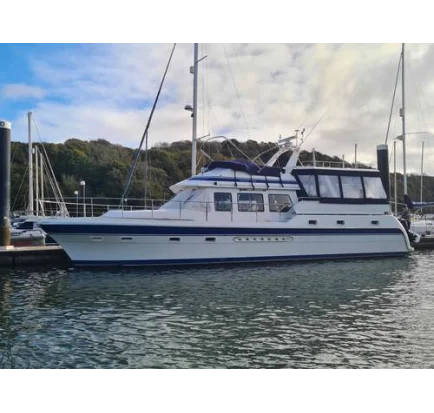 Used Motorboat Trader Signature 535