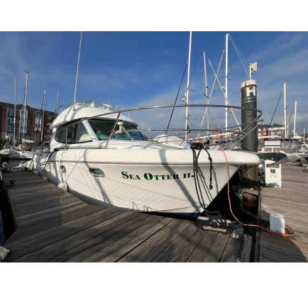 Used Motorboat Jeanneau Merry Fisher 925