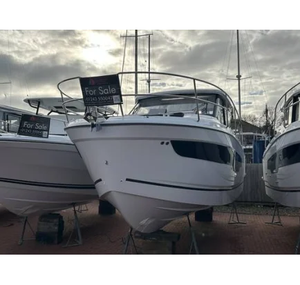 Used Motorboat Jeanneau Merry Fisher 895 Series 2