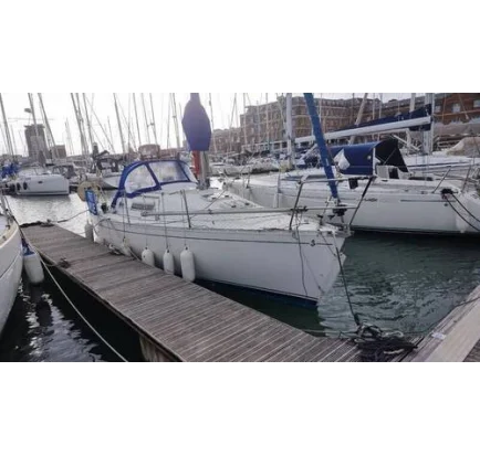 Used Sailboat Beneteau First 285