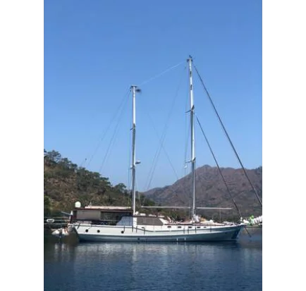 Used Sailboat  Ketch 24 M.