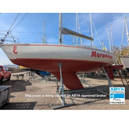 Used Sailboat Beneteau First 30