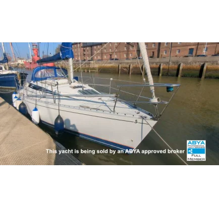 Used Sailboat Beneteau First 29