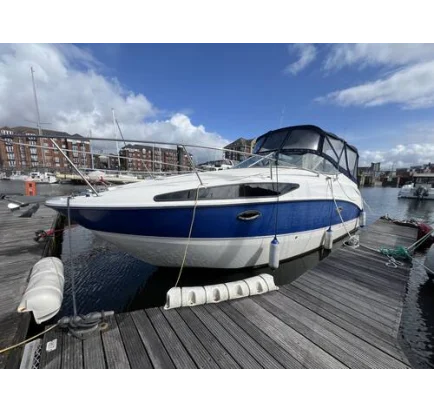 Used Motorboat Bayliner 265