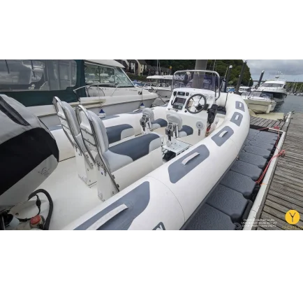 Used Motorboat Avon Adventure 620 RIB & Trailer