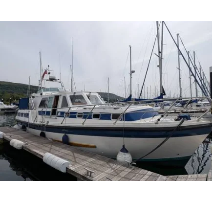 Used Motorboat Aquastar 38 Aft Cabin