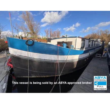 Used Motorboat Barge De Hoop 91x17