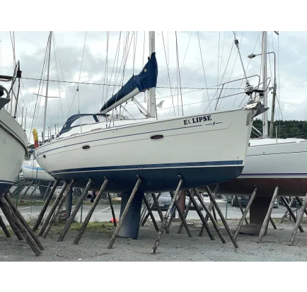 Used Sailboat Bavaria 39 Cruiser