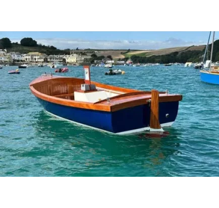 Used Motorboat Nelson 18