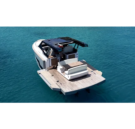 Used Motorboat Vi Yachts Vi Q4