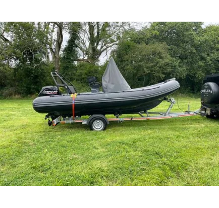 Used Motorboat Zodiac Pro 5.5 RIB