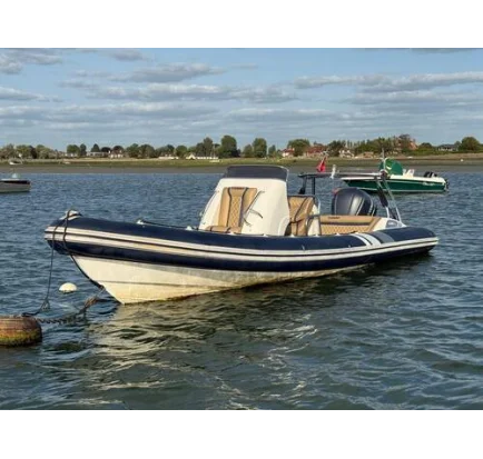 Used Motorboat Cobra 8m Rib