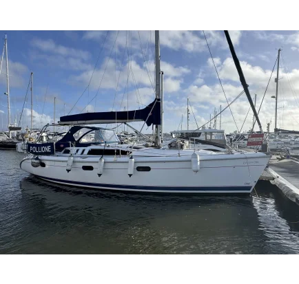 Used Sailboat Hunter Legend 380
