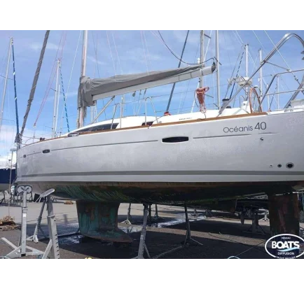 Used Sailboat BENETEAU OCEANIS 40
