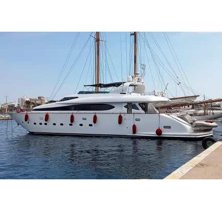 Bateau à moteurs d'occasion Maiora 31DP