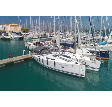 Used Sailboat Hanse 458