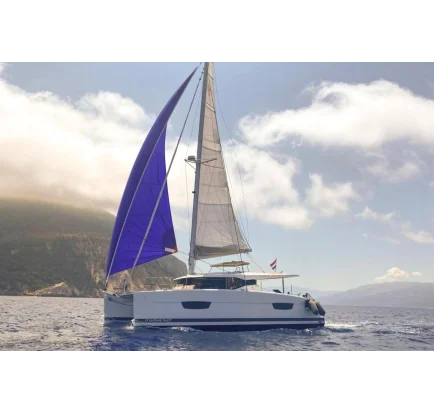 Used Sailboat Fountaine Pajot LUCIA 40 MAESTRO