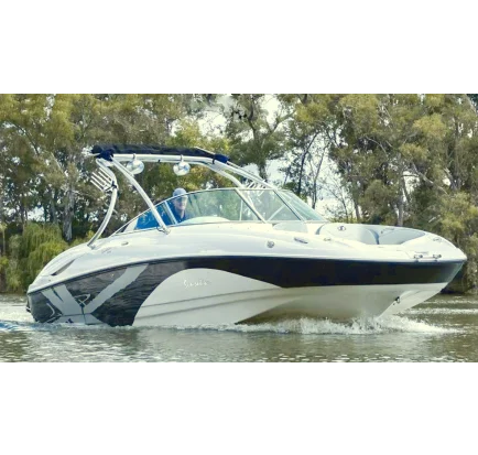 Bateau à moteurs d'occasion L-000061_001.jpg