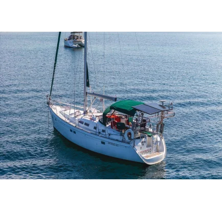 Used Sailboat Beneteau 423