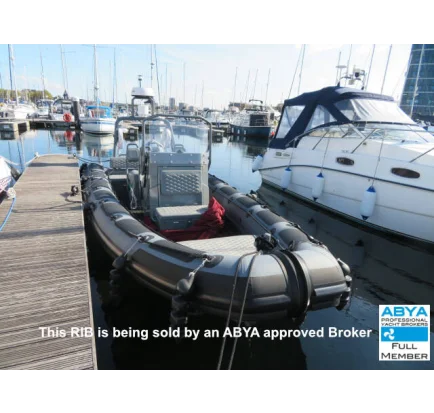 Used Motorboat Highfield Patrol 700