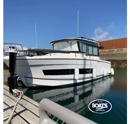 Used Motorboat JEANNEAU MERRY FISHER 895 SPORT