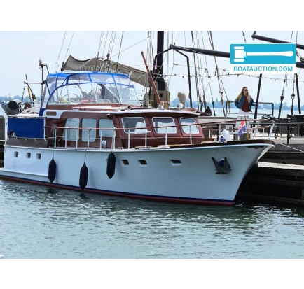 Used Motorboat Super van Craft 1260