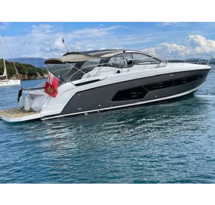 Used Motorboat Azimut Atlantis 45