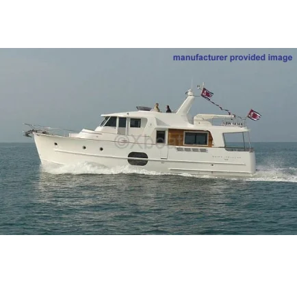 Bateau à moteurs d'occasion xboat media