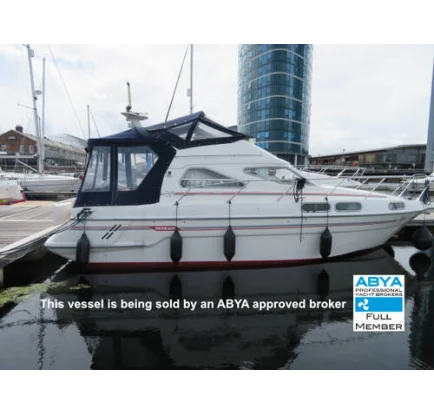 Used Motorboat Sealine 310 Statesman