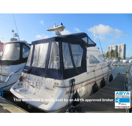 Used Motorboat Sealine 310 Statesman