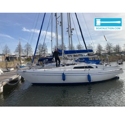 Used Sailboat Bostrom 31