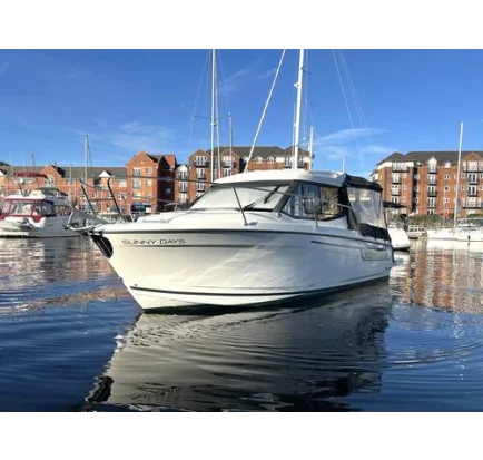 Used Motorboat Jeanneau Merry Fisher 695