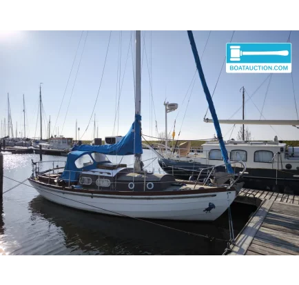 Used Sailboat Aldebaran 8.13