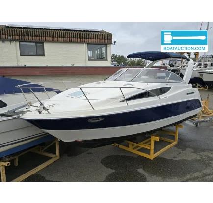Used Motorboat Bayliner 2855