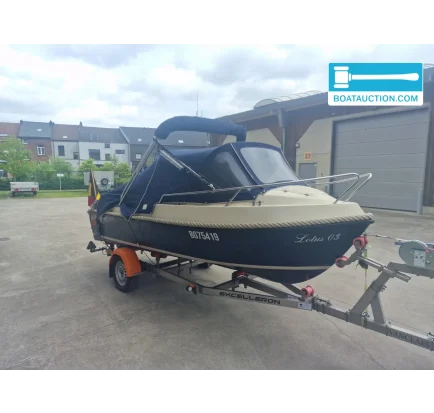 Bateau à moteurs d'occasion Myzyk 480