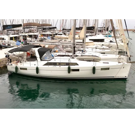 Used Sailboat Beneteau Oceanis 41.1