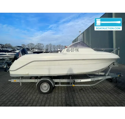 Bateau à moteurs d'occasion Galia Galeon 560 cruiser