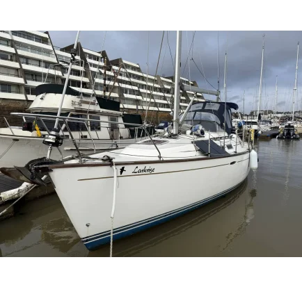 Used Sailboat Moody 38
