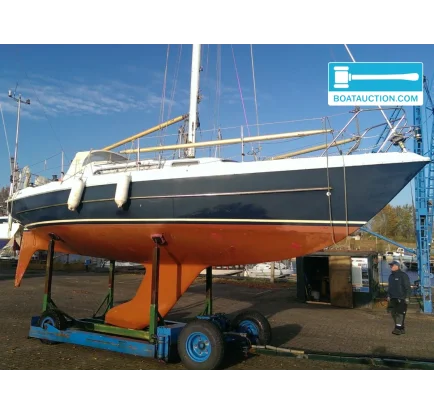 Used Sailboat Camper & Nicholsons 30 mk2