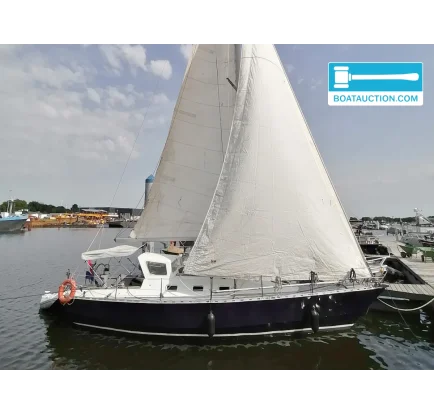 Used Sailboat Van de Stadt 34