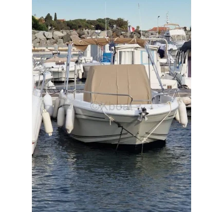 Used Motorboat xboat media