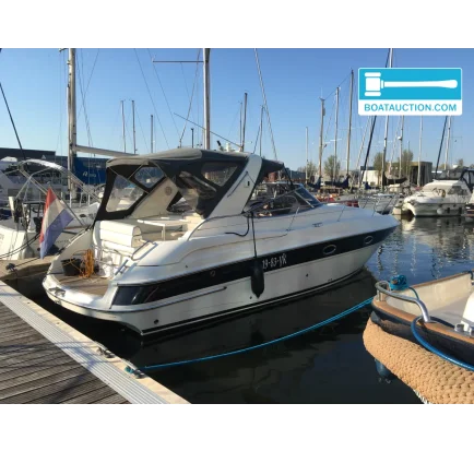 Used Motorboat Bavaria 32