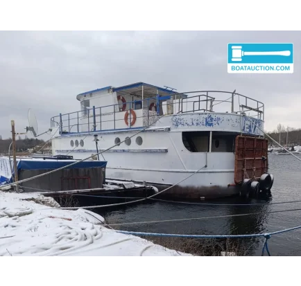 Bateau à moteurs d'occasion Trawler 1500