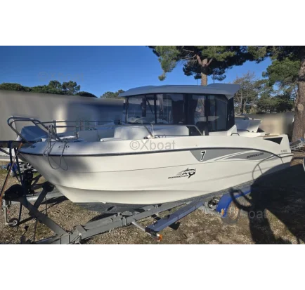 Motorboat used Beneteau BARRACUDA 7