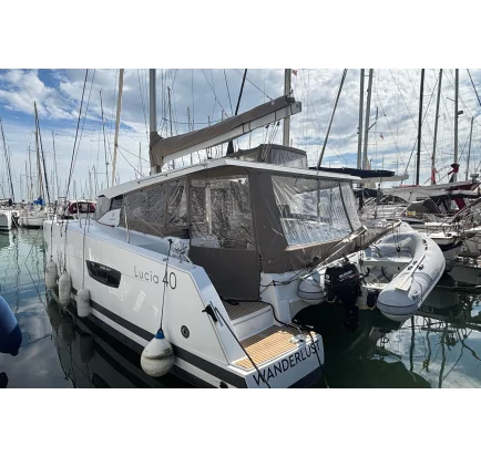 Used Sailboat Fountaine Pajot Lucia 40
