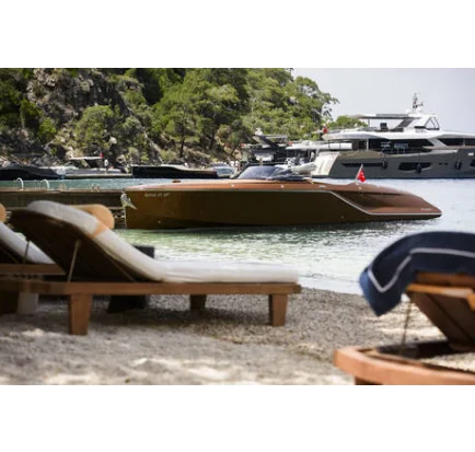 Bateau à moteurs d'occasion  Frauscher 858  Fantom