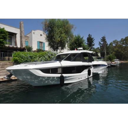 Bateau à moteurs d'occasion Galeon 325 GTO